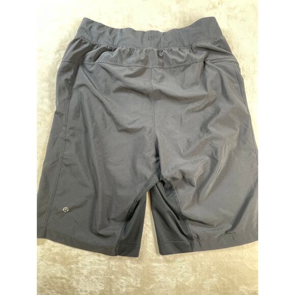Lululemon Mens Black Athletica Shorts L - Picture 7 of 8